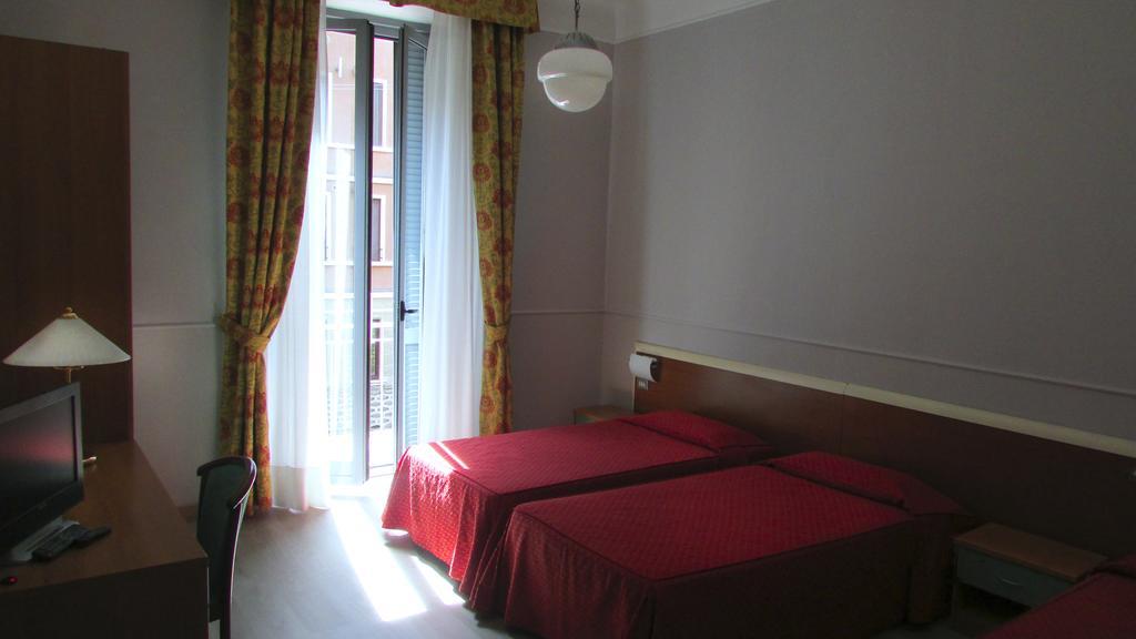 Hotel Johnny Milánó Kültér fotó