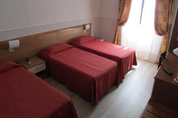 Hotel Johnny Milánó Kültér fotó
